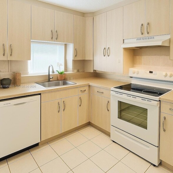 Photo - 10835 SW 112th Ave Apartment