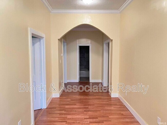 Foto del edificio - 5816 Old Stage Road