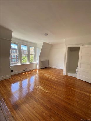 Primary Photo - 207 E Prospect Ave, Mount Vernon, NY 10550
