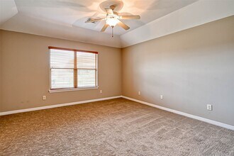Building Photo - 13815 Nathan Ridge Ln