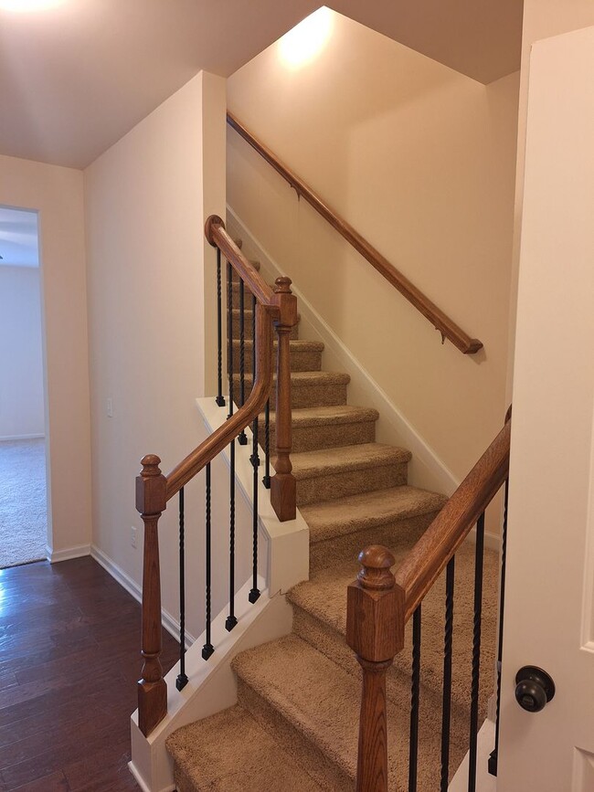 Building Photo - Wonderful Three Bedroom Home in Northeast ...