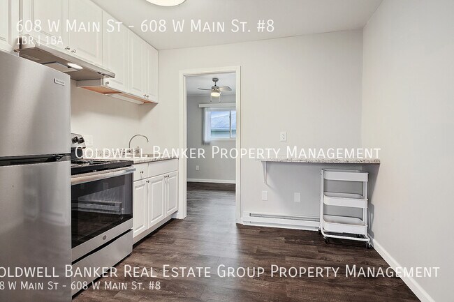 Building Photo - 608 W Main St