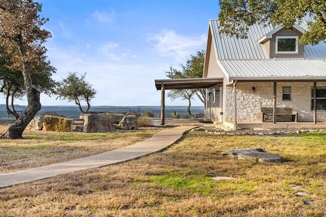 Foto del edificio - 1161 Las Colinas Dr
