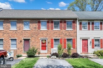 Building Photo - 34 Cranfield Ct