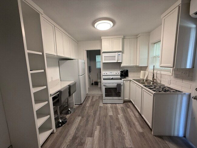 Foto del edificio - 420 E 47th St