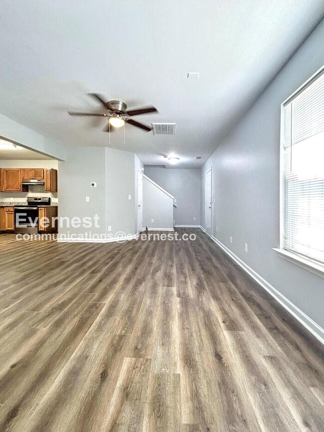 Building Photo - 5731 Laborde Ave