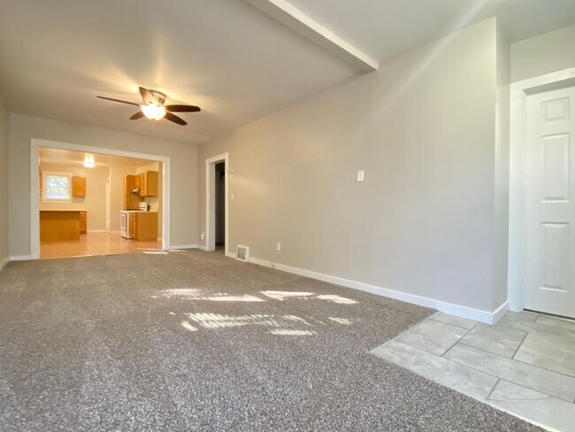 Foto del edificio - 2 Bed Home With A Study Michigan City