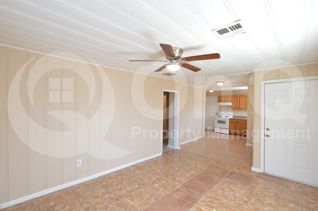 Foto del edificio - 2516 W Monroe St