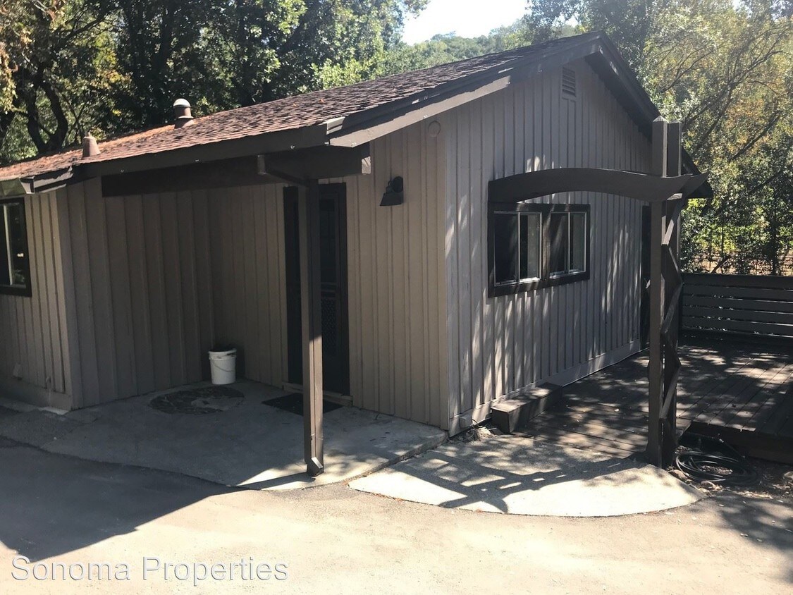 Primary Photo - 1 br, 1 bath House - 16793 Park Avenue
