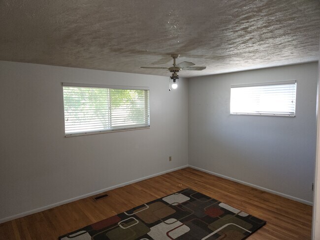 Building Photo - 7458 S 1980 E