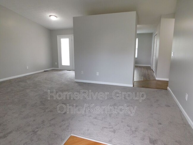 Building Photo - 11866 Wincanton Dr