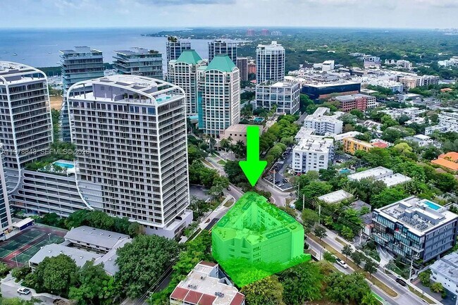 Foto del edificio - 2699 Tigertail Ave