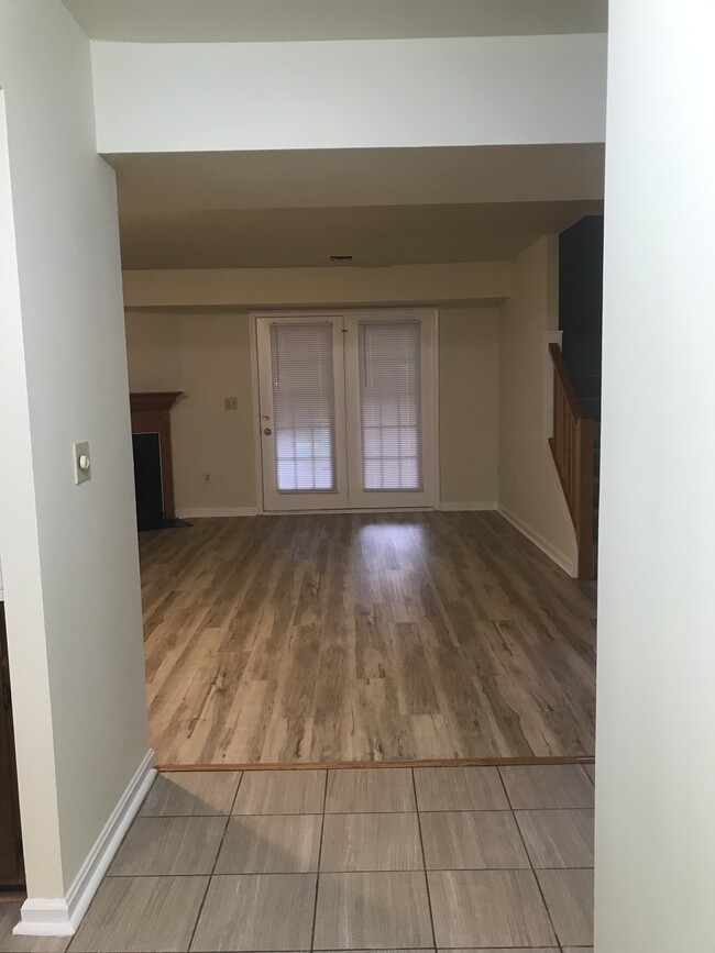 Building Photo - 2105 Wexford Rd