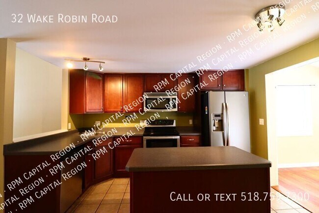 Foto del edificio - 32 Wake Robin Rd