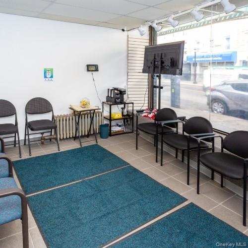 Building Photo - 86-20 Jamaica Ave