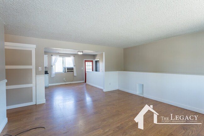 Building Photo - 3171 Herrington Dr