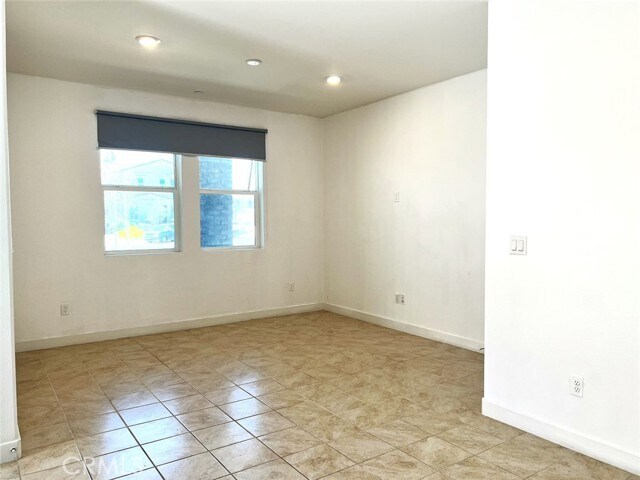 Foto del edificio - 2437 Crater Ave