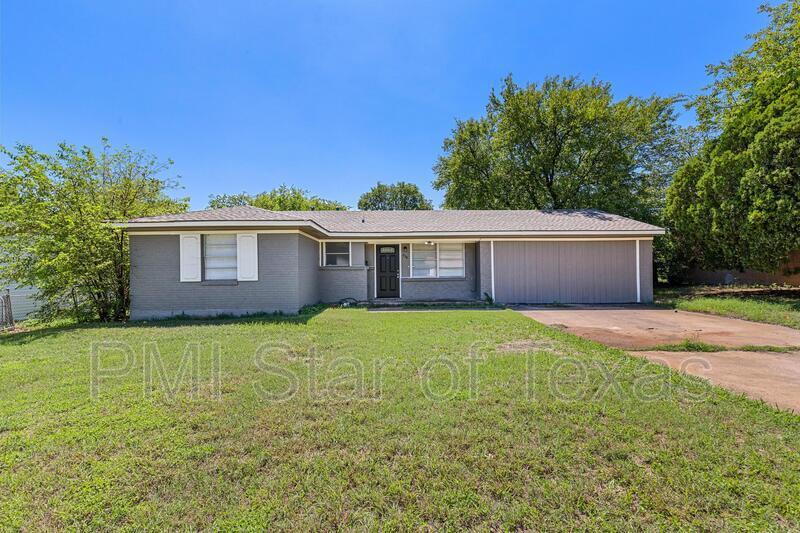 Foto principal - 834 Jadewood Dr