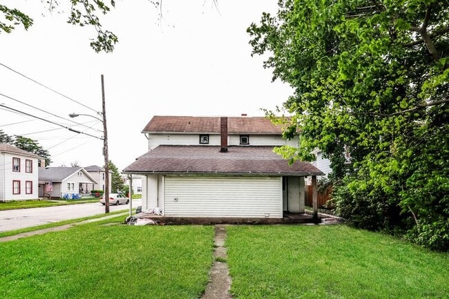 Foto del edificio - 1601-1603-1603 Edwards Ave