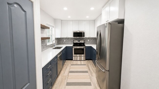 Building Photo - 3601 Longmeadow