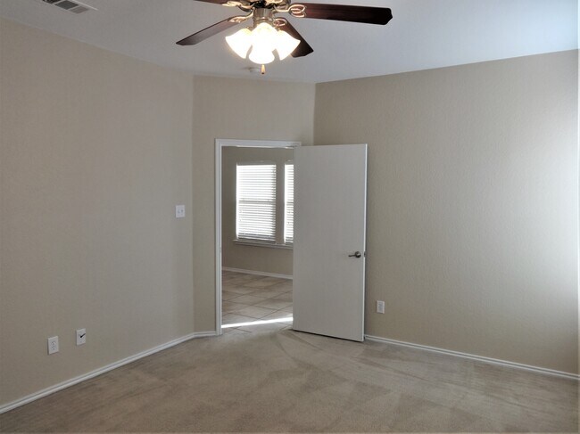 Building Photo - 5819 Melanie Court