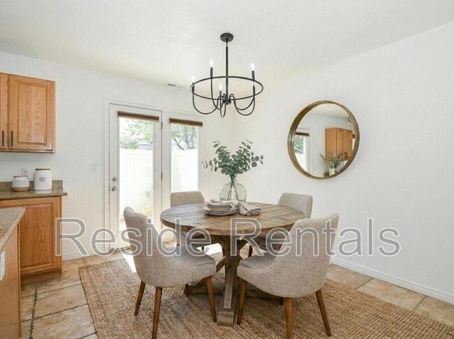 Building Photo - 450 W 1800 N