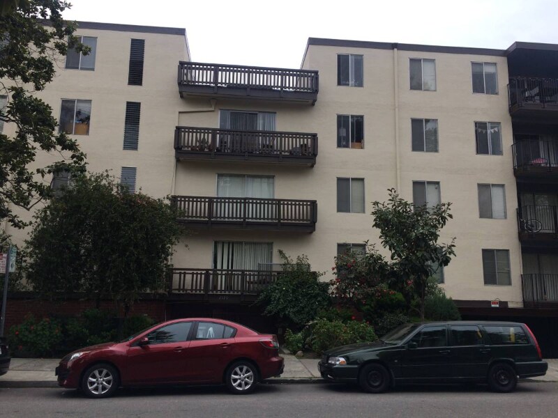 2520 Hillegass Ave Unit 206, Berkeley, CA 94704 Condo for Rent in