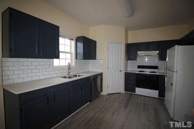 Foto del edificio - 3020 Alder Ridge Ln