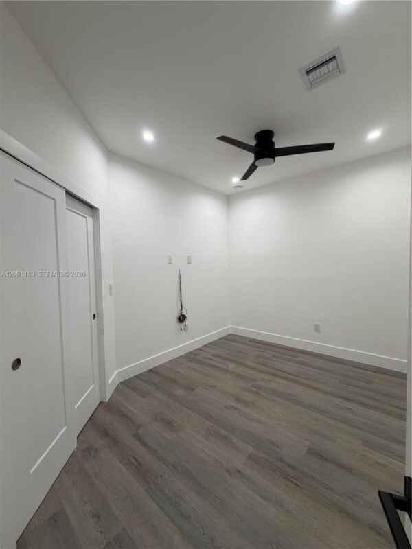 Foto del edificio - 4655 SW 32nd Terrace