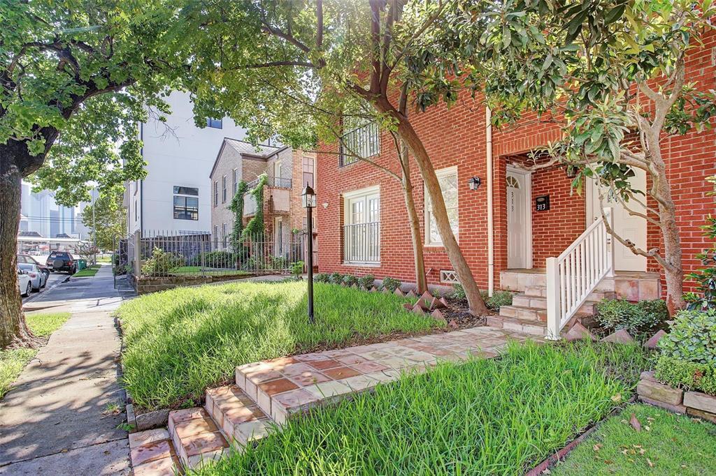 Foto principal - 315 W Saulnier St