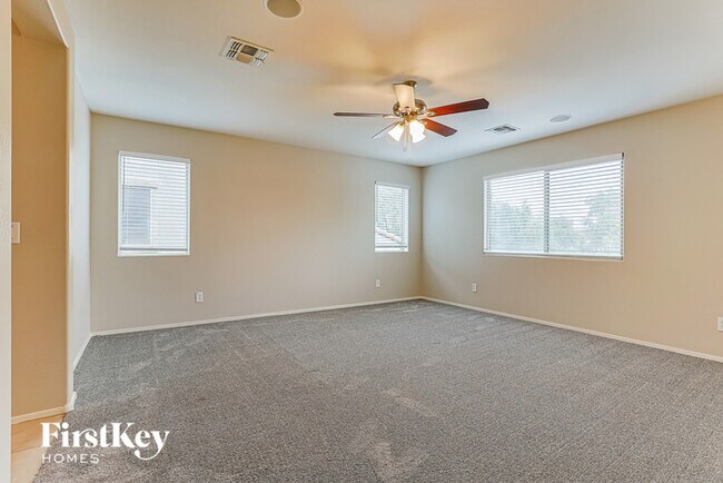 Building Photo - 28253 N Welton Pl