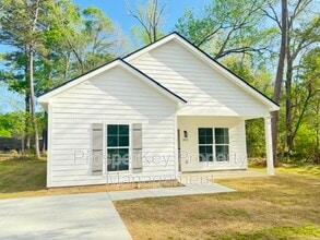 Building Photo - 3825 Mulberry Dr