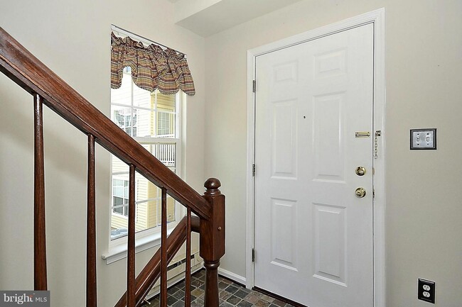 Building Photo - 12968 Pinnacle Dr