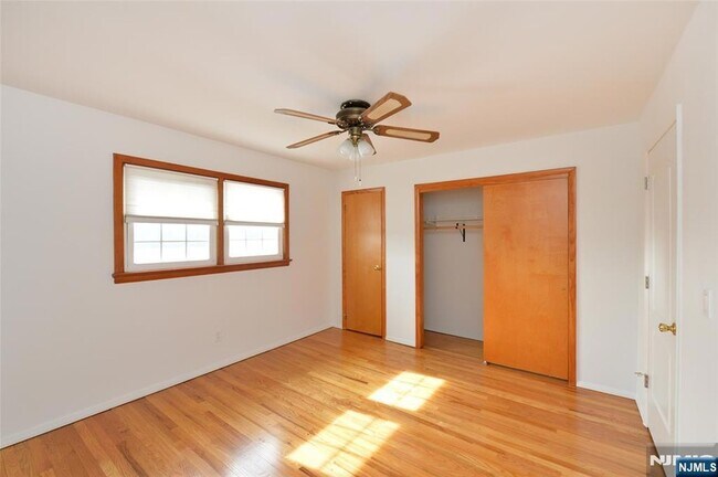 Foto del edificio - 11 Gregory Ct