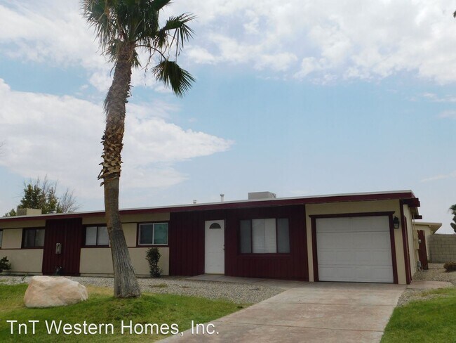 Building Photo - 3 br, 1 bath House - 209 La Mirage Ln