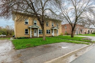 Building Photo - 1247 Clonsilla Ave