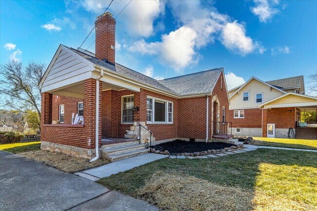 Foto del edificio - 2510 Tillett Rd SW