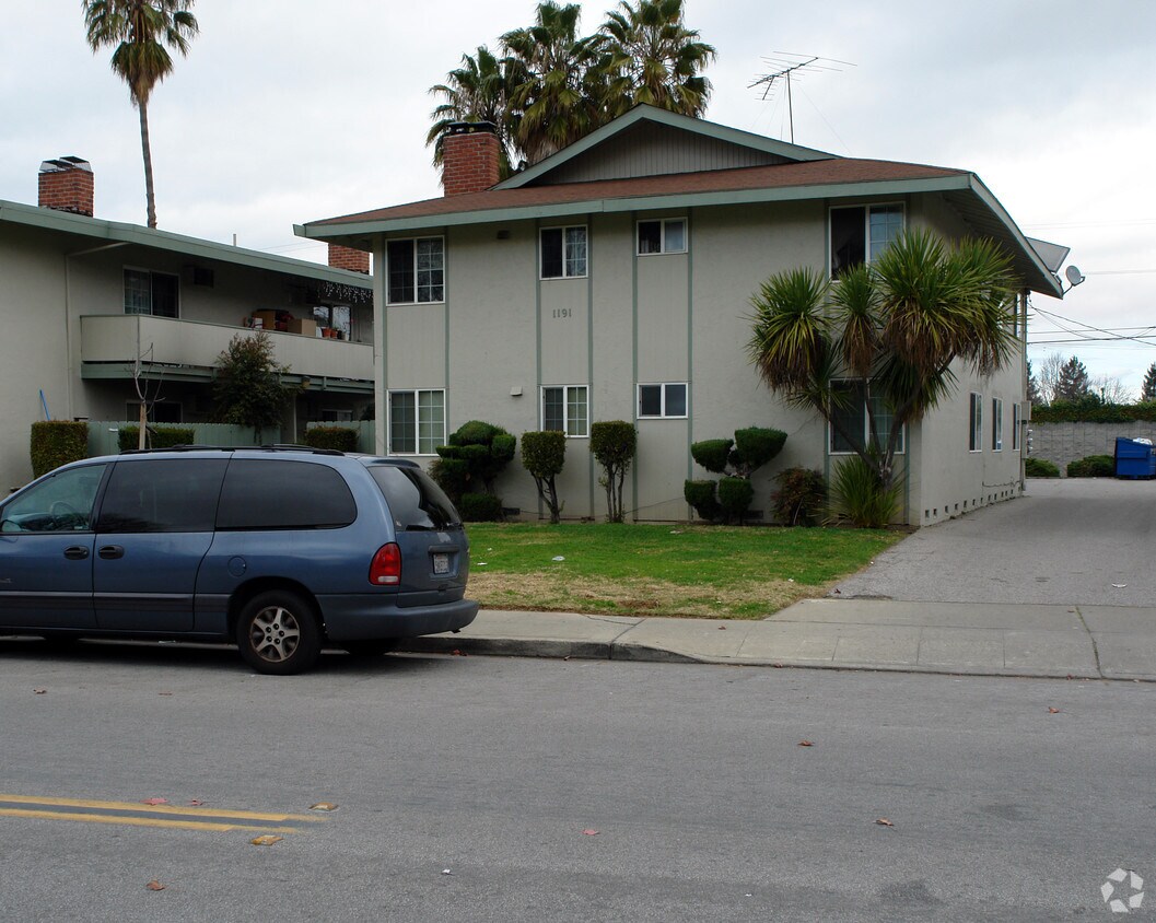 Primary Photo - 1191 Ayala Dr