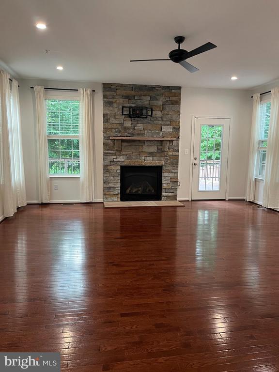 Building Photo - 3461 Eagle Ridge Dr