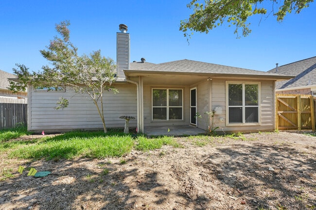 Building Photo - 2613 Trophy Dr