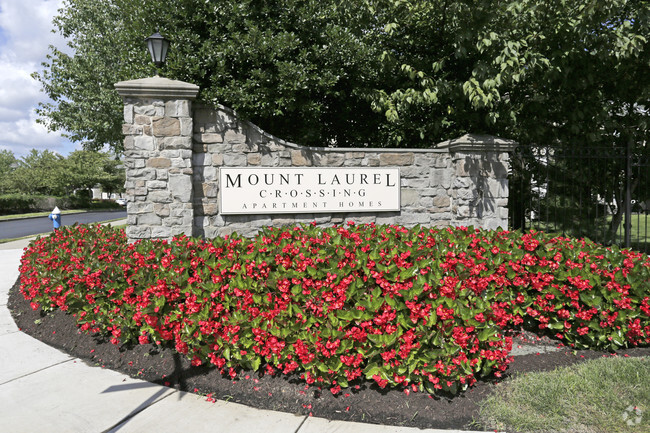 Foto del edificio - Mount Laurel Crossing