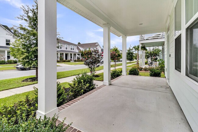 Foto del edificio - Must see 3 bedroom, 2.5 bath Home in Midto...