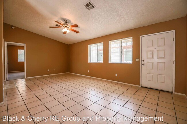 Building Photo - 3 br, 2 bath House - 4465 Halbert Avenue