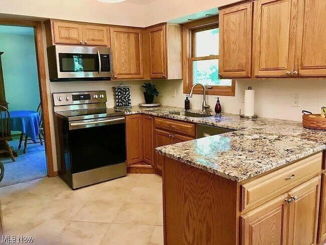 Foto del edificio - 7188 Selworthy Ln