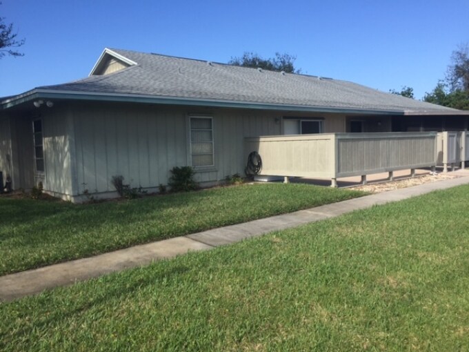 4055 NW Cinnamon Tree Cir, Jensen Beach, FL 34957 House Rental in