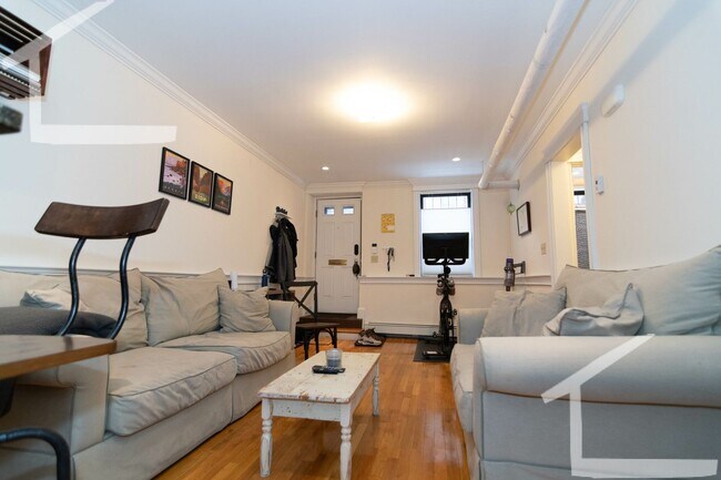 Foto del edificio - 19 Glenville Ave