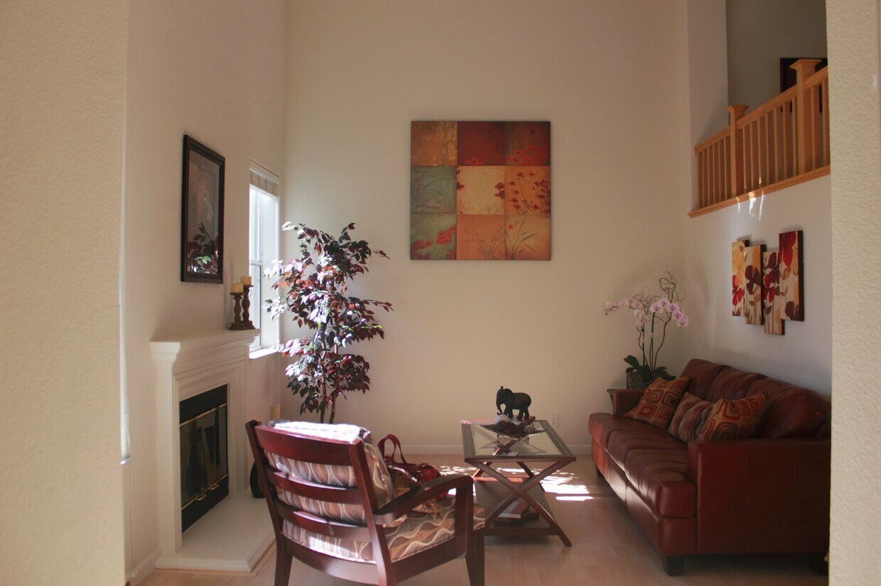 Primary Photo - 3269 Vineyard Park Way