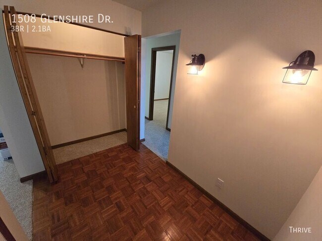 Foto del edificio - 1508 Glenshire Dr