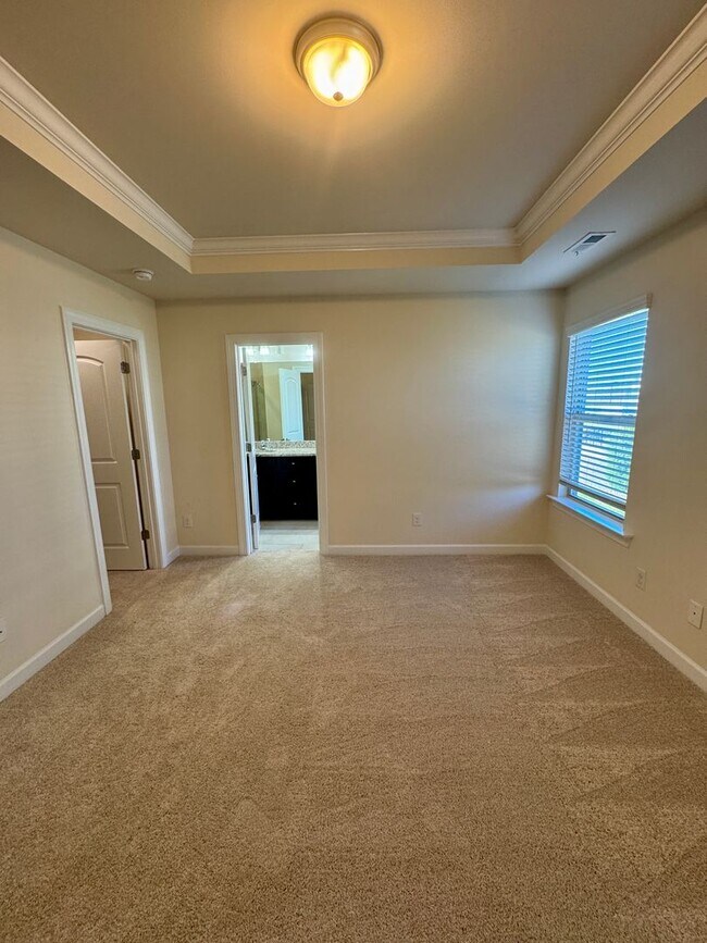 Foto del edificio - Beautiful Well Maintained Townhouse in Berewick