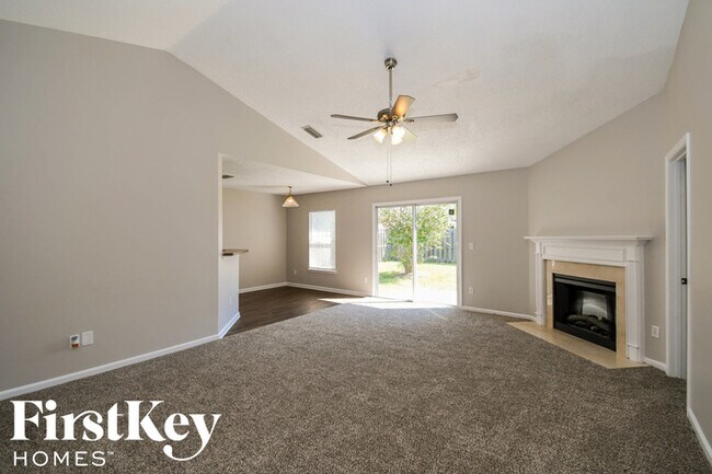 Building Photo - 6541 Silk Leaf Ln